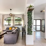 Villa Socrates