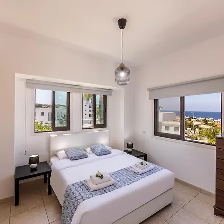 Vilă Socrates Protaras